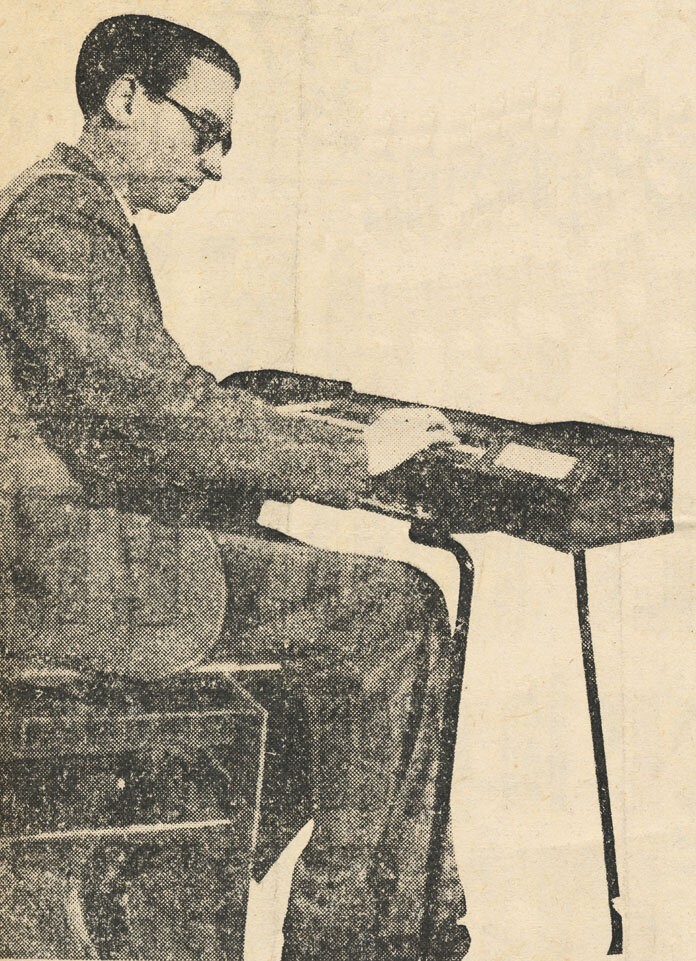 Georges Jenny demonstrates the Ondioline (1948)