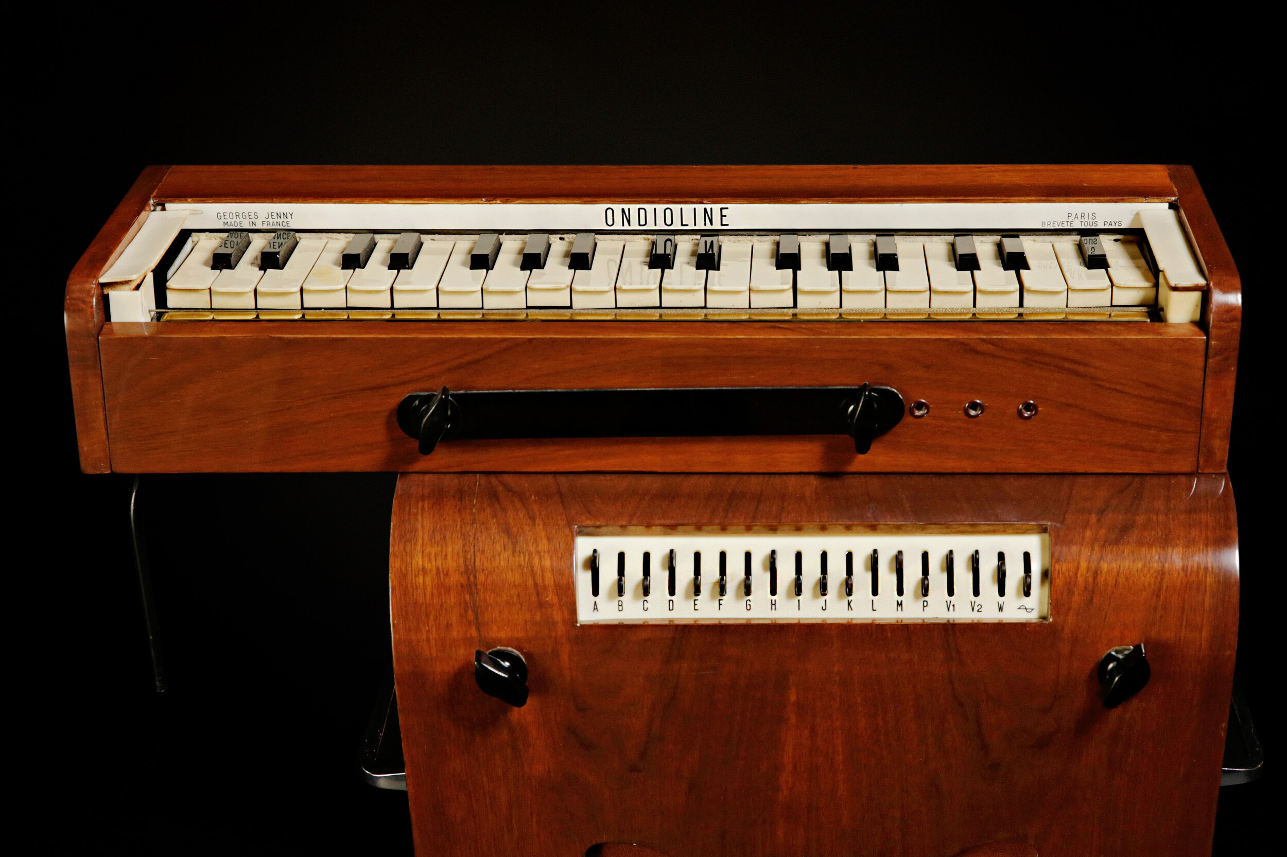 The Ondioline, an electronic keyboard invented by Georges Jenny